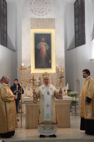 УКРАЇНСЬКА ЛІТУРГІЯ У ВІЛЬНЮСЬКОМУ ХРАМІ ІСУСА МИЛОСЕРДНОГО