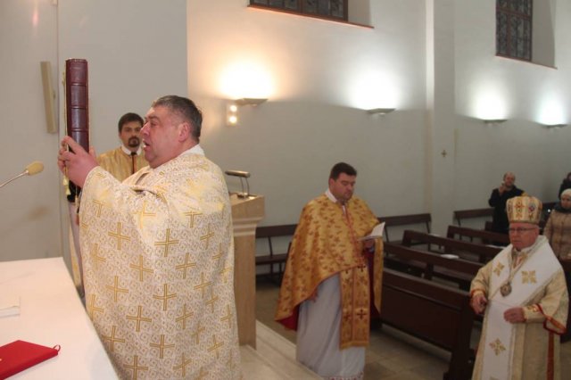 УКРАЇНСЬКА ЛІТУРГІЯ У ВІЛЬНЮСЬКОМУ ХРАМІ ІСУСА МИЛОСЕРДНОГО