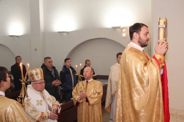 УКРАЇНСЬКА ЛІТУРГІЯ У ВІЛЬНЮСЬКОМУ ХРАМІ ІСУСА МИЛОСЕРДНОГО