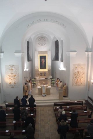 УКРАЇНСЬКА ЛІТУРГІЯ У ВІЛЬНЮСЬКОМУ ХРАМІ ІСУСА МИЛОСЕРДНОГО